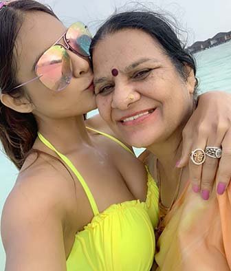 Neha Malik with her Mother 